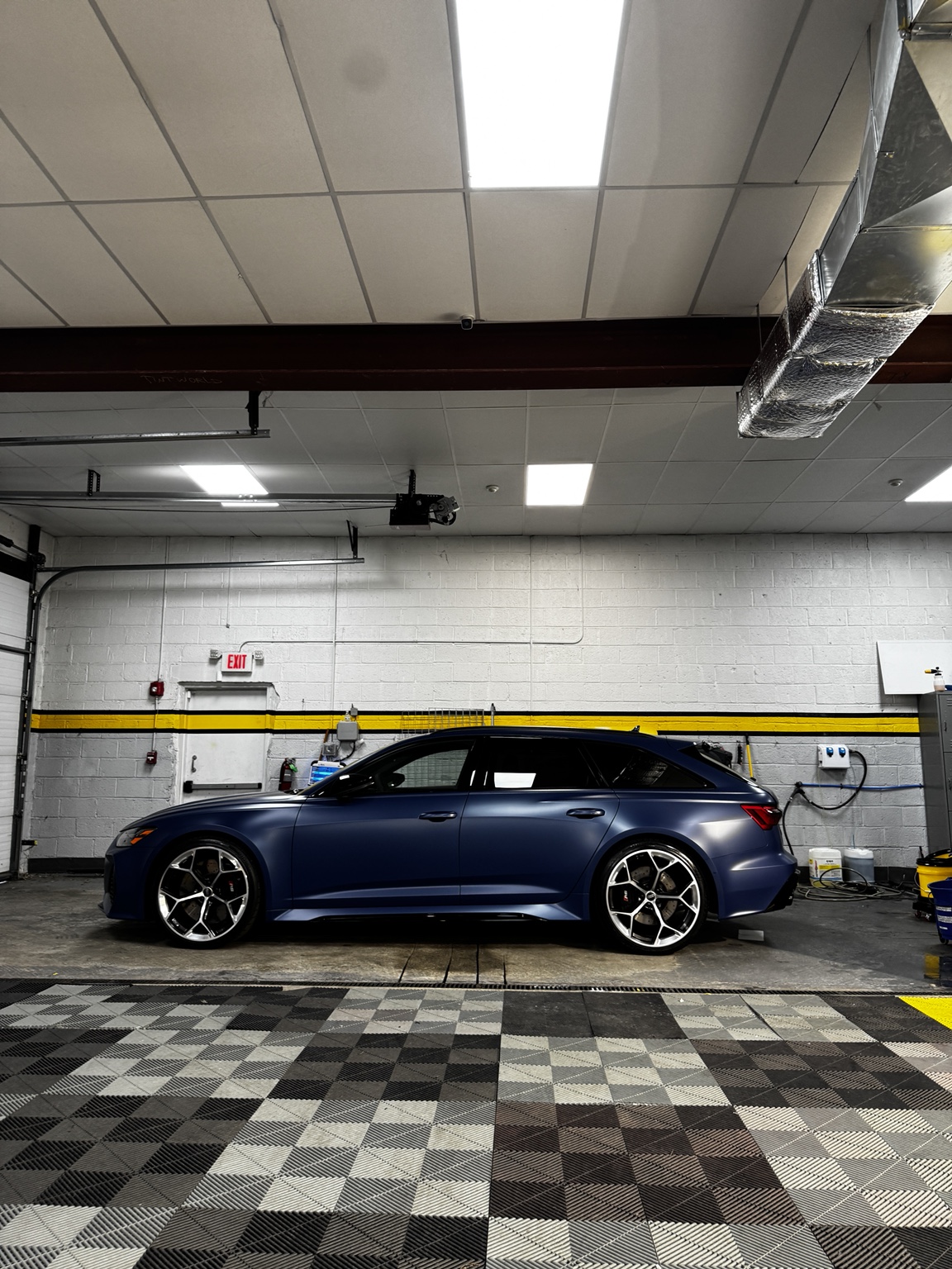 Full side profile of a 2024 Audi RS6 Avant with satin PPF and XPEL FUSION ceramic protection
