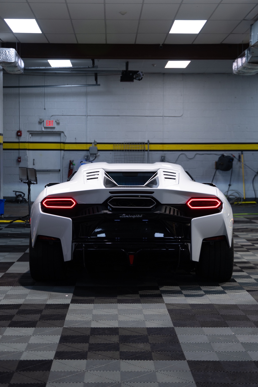 Straight rear view of white Lamborghini Temerario
